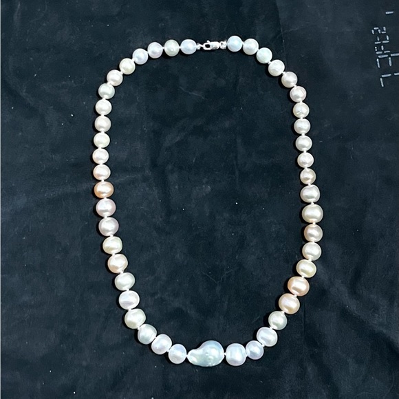 Cream and White Natural Baroque Freshwater Pearl Necklace Sterling Silver - Picture 3 of 4